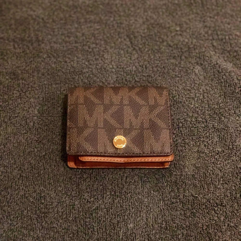 Michael Kors wallet
